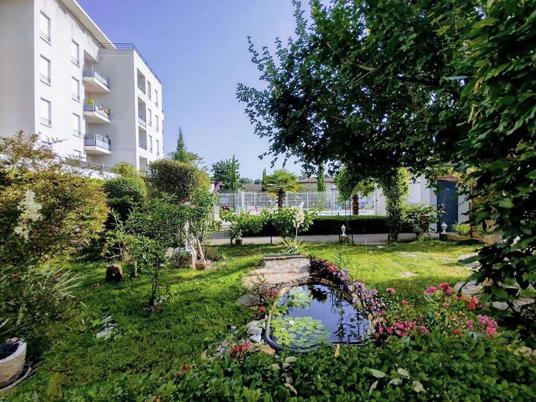 Modern 1 Bdr + Balcony + Free Parking + Ac + Pool Apartment L'Isle-d'Abeau Bagian luar foto