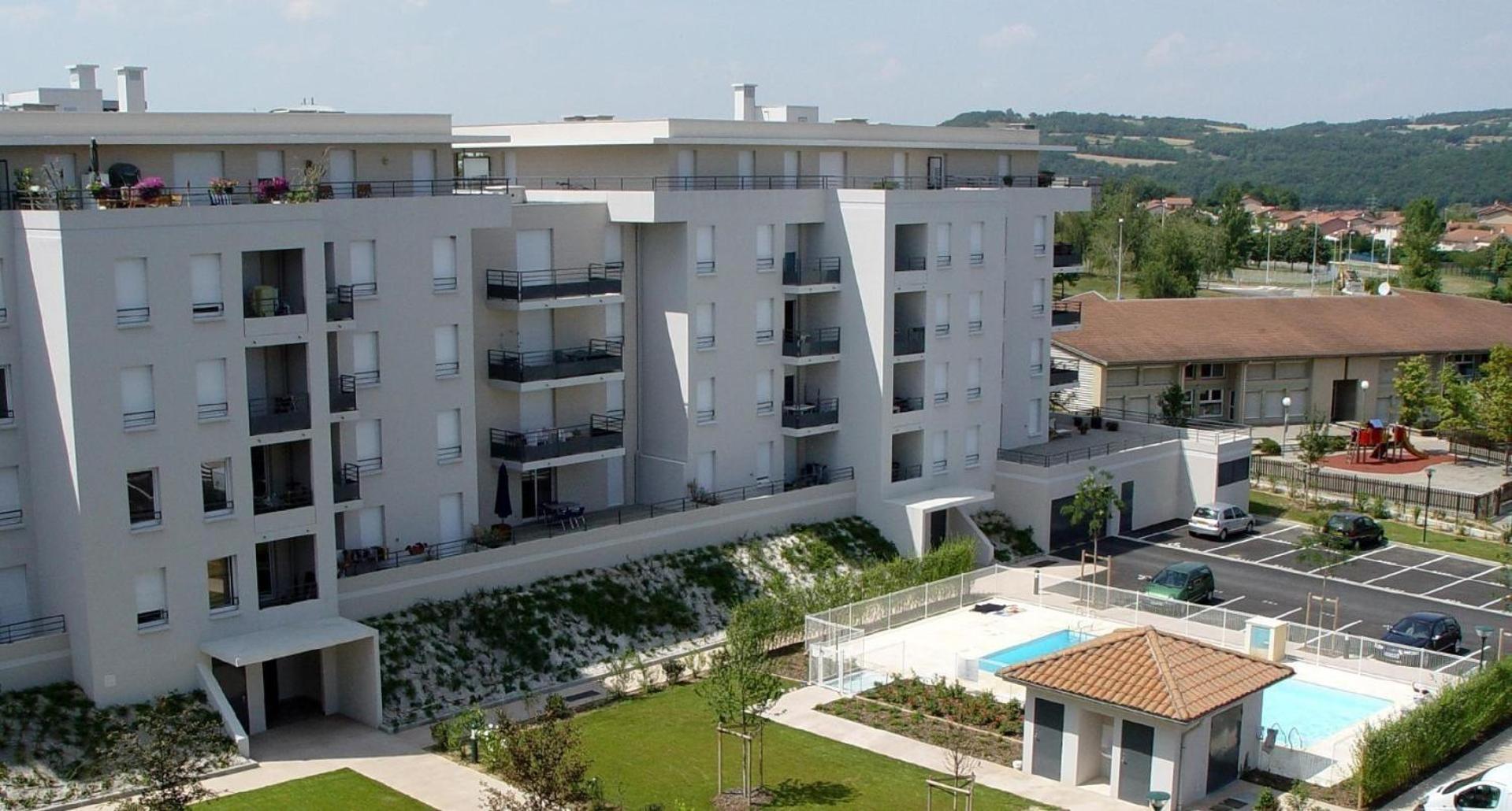 Modern 1 Bdr + Balcony + Free Parking + Ac + Pool Apartment L'Isle-d'Abeau Bagian luar foto